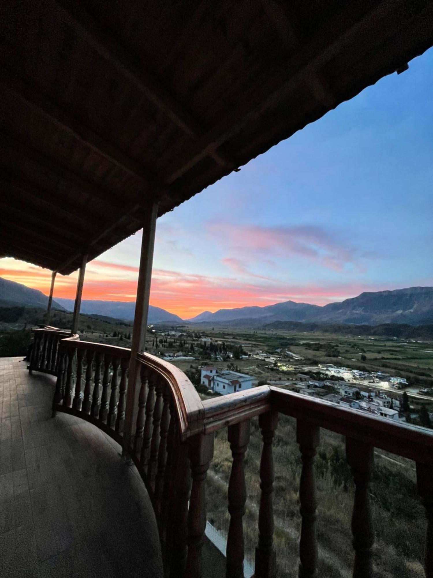 Elsa'S Villa Gjirokastër 外观 照片
