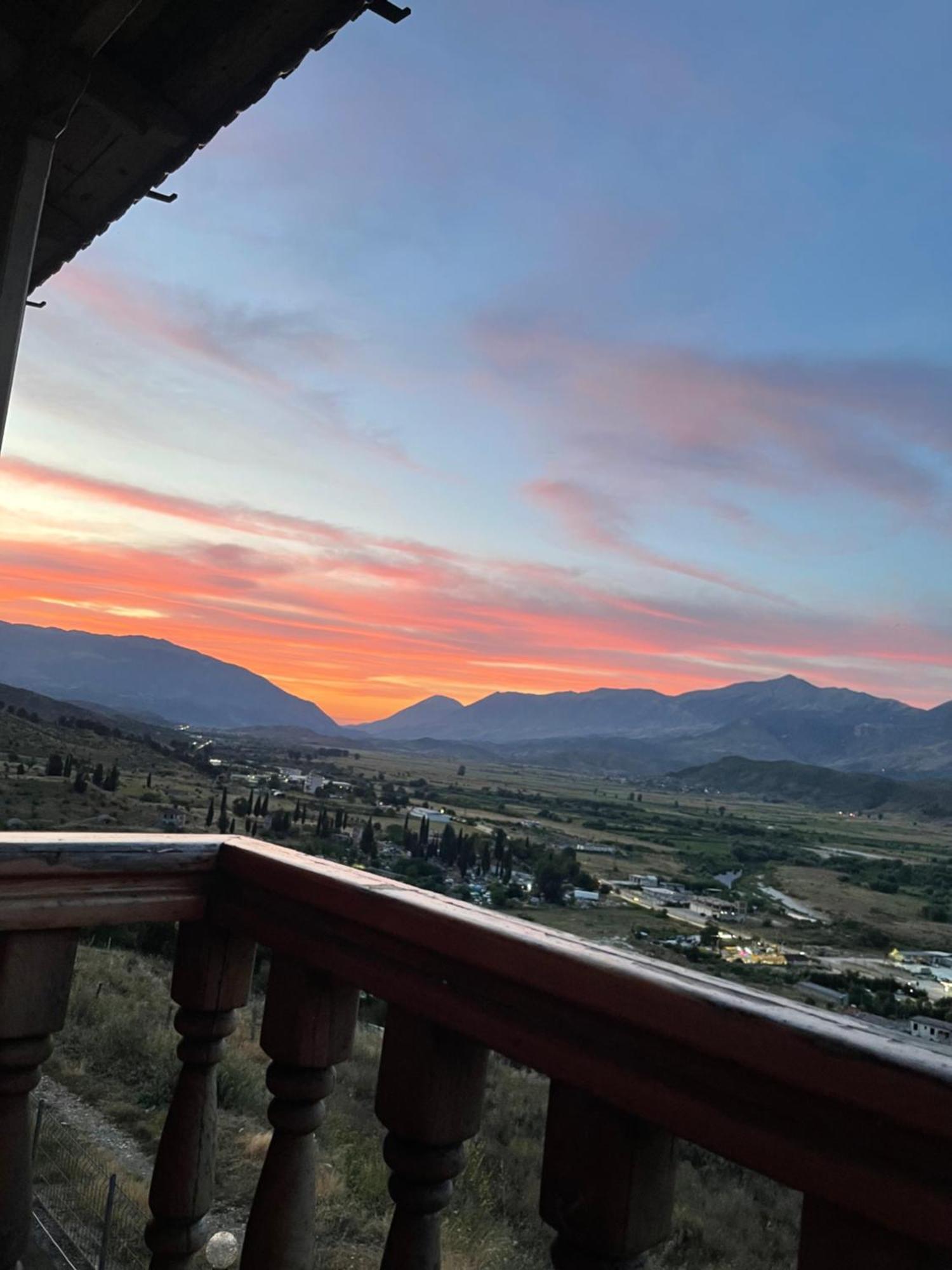 Elsa'S Villa Gjirokastër 外观 照片