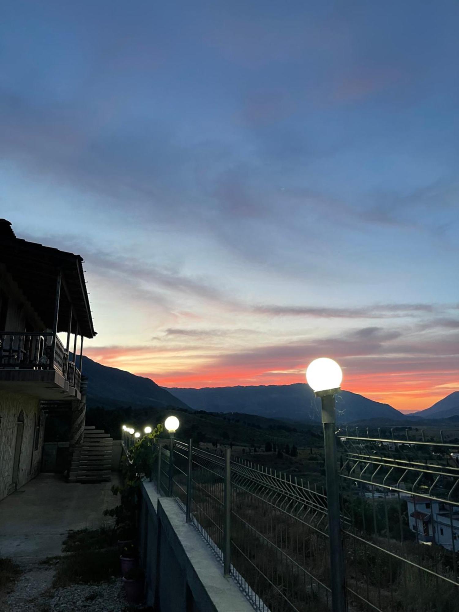 Elsa'S Villa Gjirokastër 外观 照片